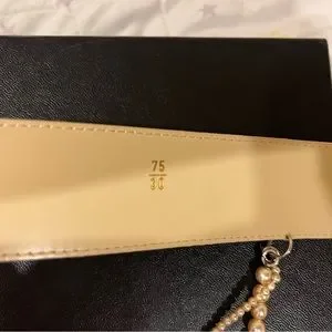 CHANEL  Pink Satin Pearl Chain Belt Marie Chantal | Accessories | Chanel Pink Satin Pearl Chain  main image 4